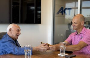 Το «κλειδί της πόλης» του Σακραμέντο στον Άγγελο Τσακόπουλο