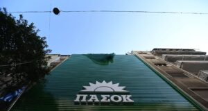 ΠΑΣΟΚ: Η κυβέρνηση και ο πρωθυπουργός έχουν πάρει διαζύγιο από τα κοινωνικά προβλήματα