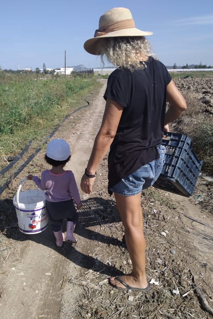 Η αγρότισσα Ελένη Κρητικού μιλά για μια ζωή στα χωράφια και στη λαϊκή αγορά